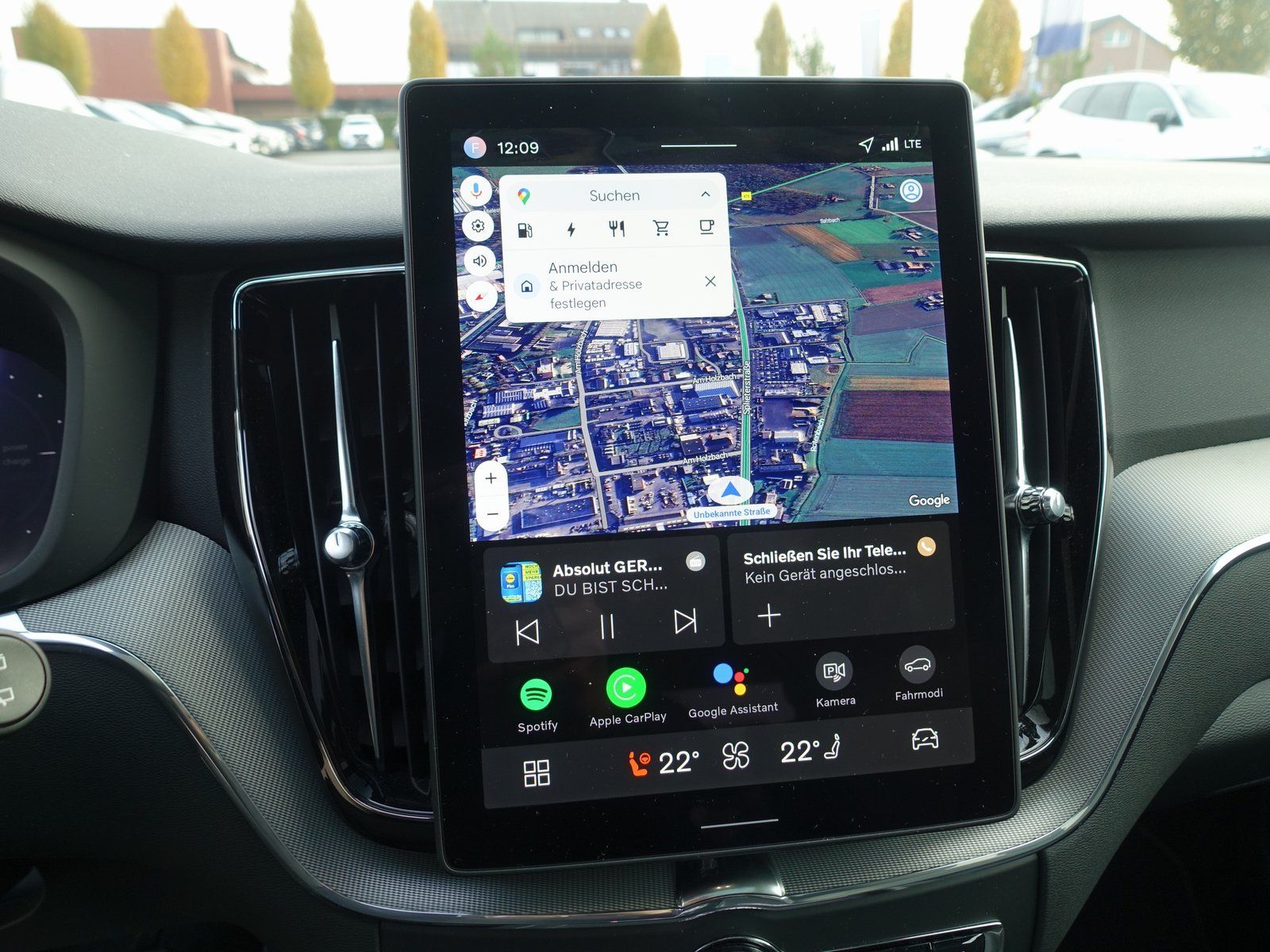 Volvo XC60 T6 Black Edition Plus Dark 360°/AHK/22"