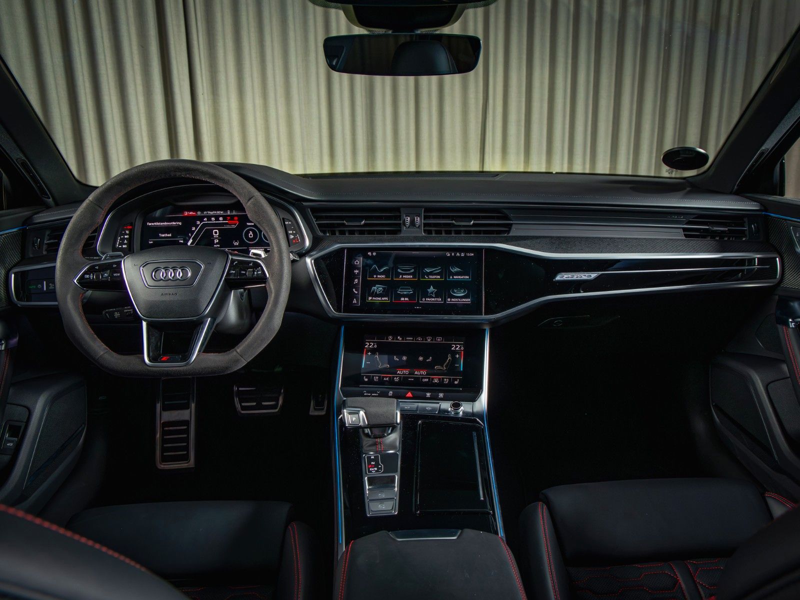 Audi RS6 Avant Performance quattro, B&O, HD, Tour, Ci