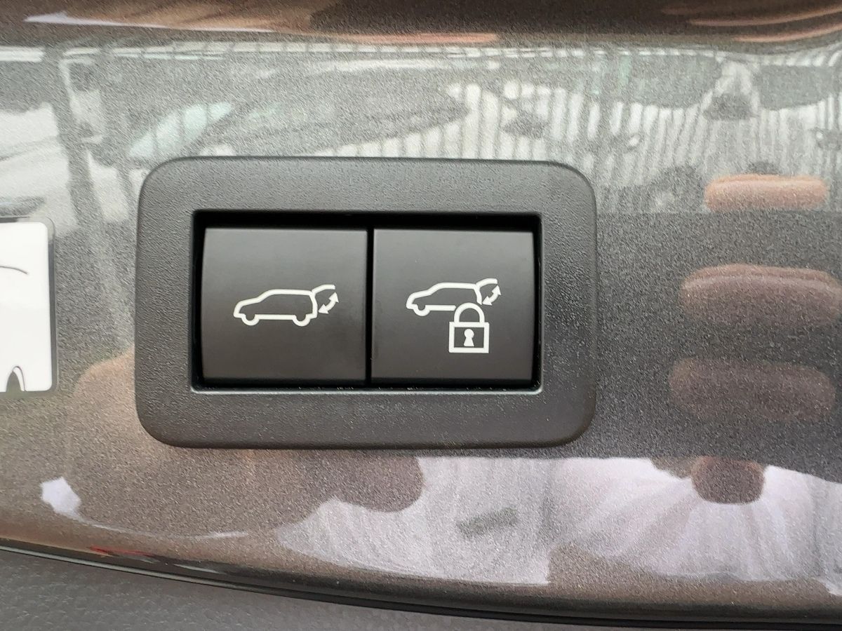Toyota C-HR 2.0 Plug-in Hybrid Teamplayer*CARPLAY*KAMER