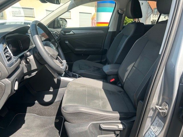Volkswagen T-Roc 1.5 TSI Style - Samsaru's Car Outlet