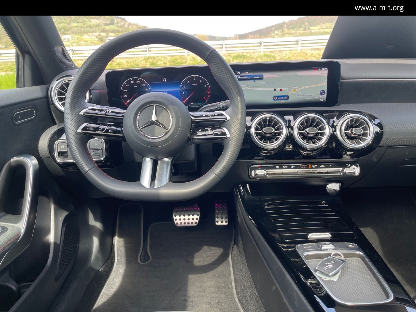 Mercedes-Benz A 200 AMG Line Advanced Plus - Samsaru's Car Outlet