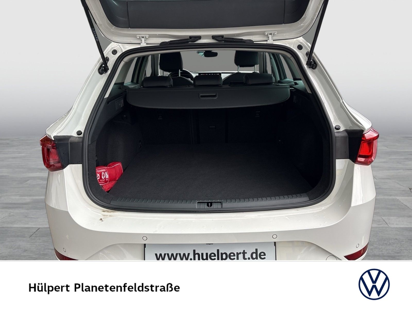 Seat Leon ST 1.4 HYBRID FR AHK CAM ACC LM18 NAVI
