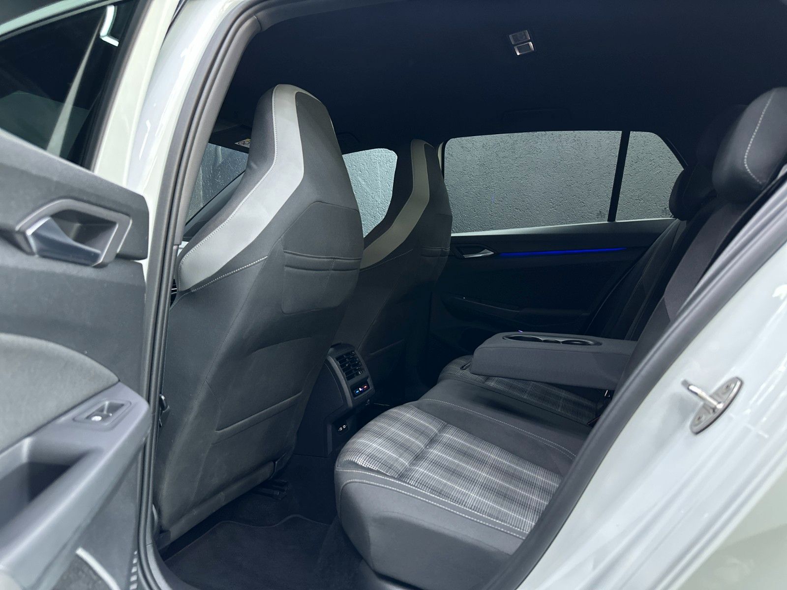 Volkswagen Golf VIII GTD - Samsaru's Car Outlet