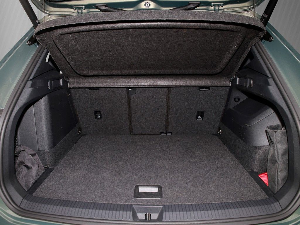 Volkswagen Tiguan 1.5 TSI DSG eHybrid R-Line AHK/Matrix/RFK