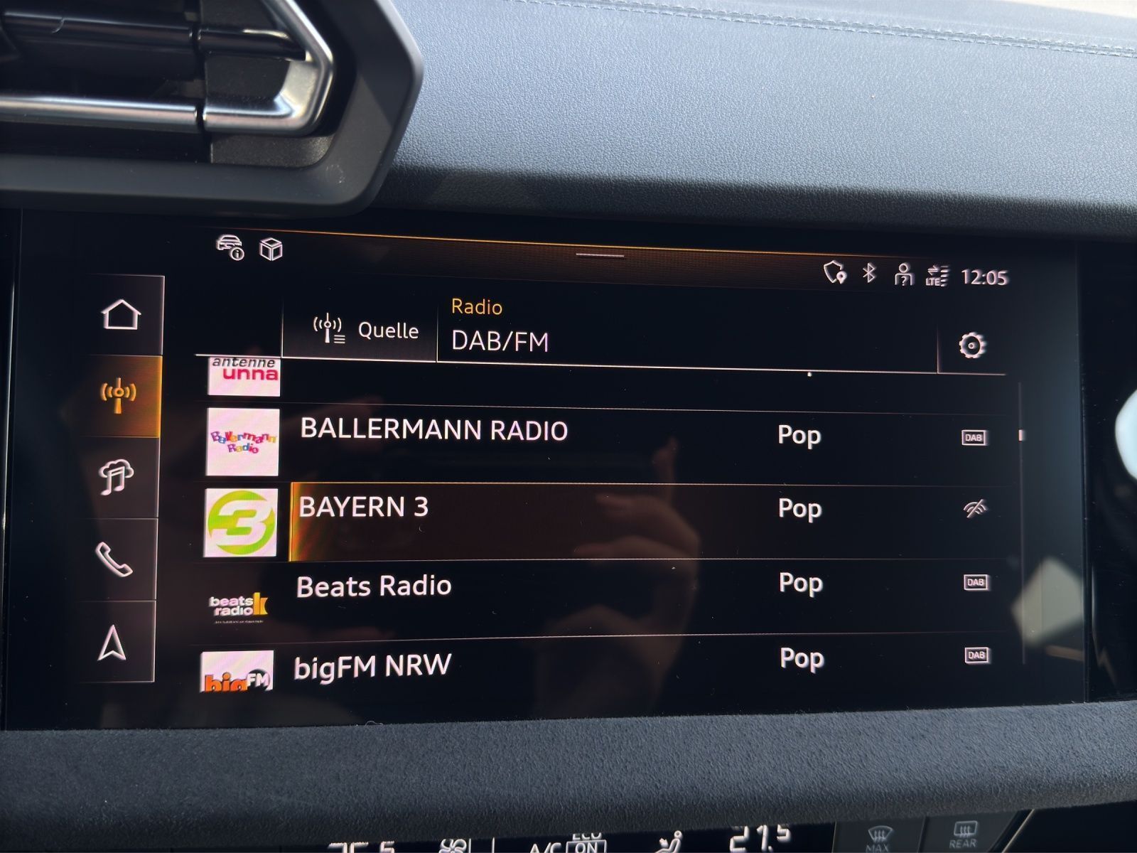 Audi A3 allstreet 35 TDI S LINE LEDER LM19 HuD SONOS