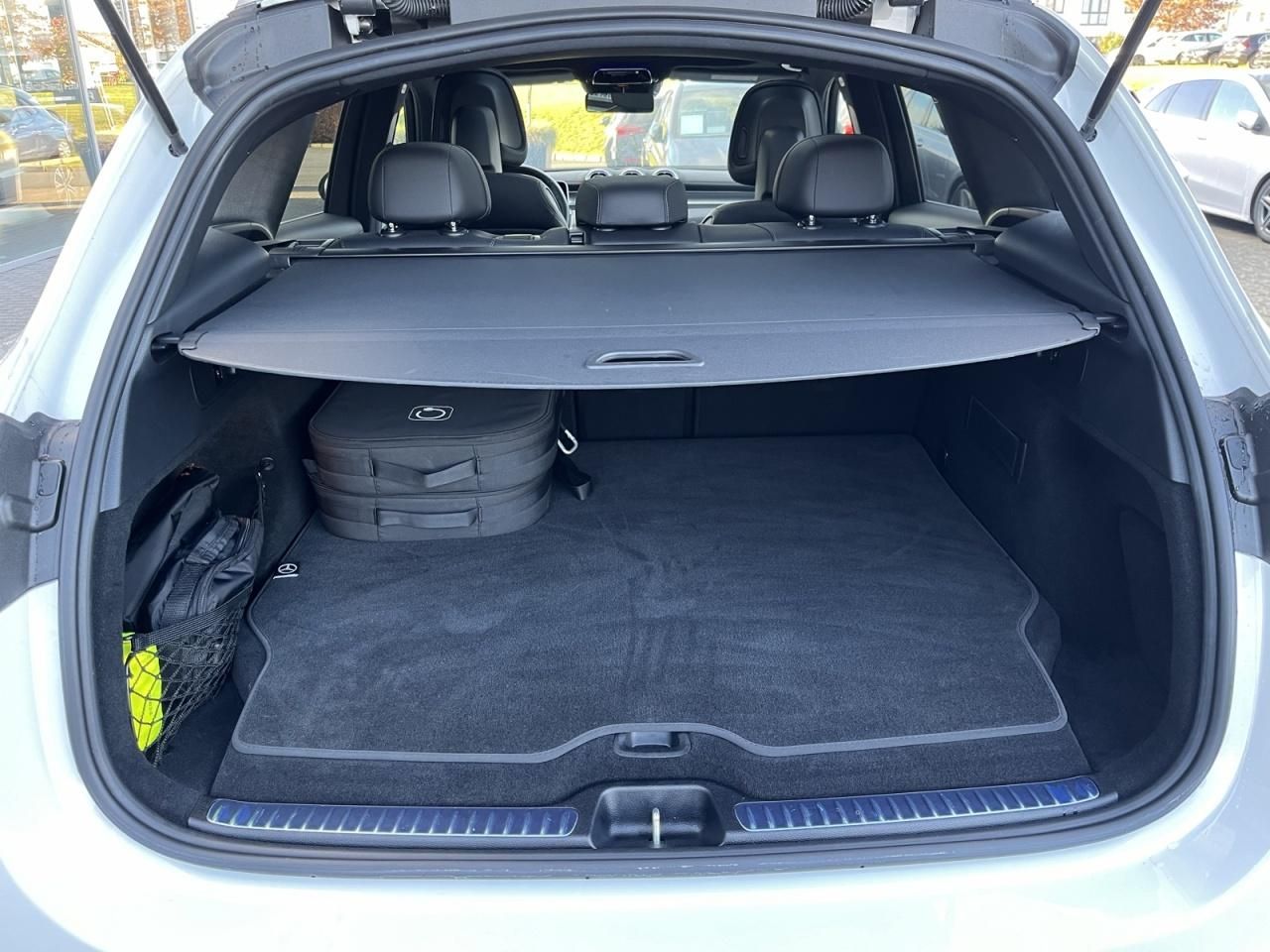 Mercedes-Benz GLC 300 de 4MATIC mit EQ Hybrid Technologie KAM