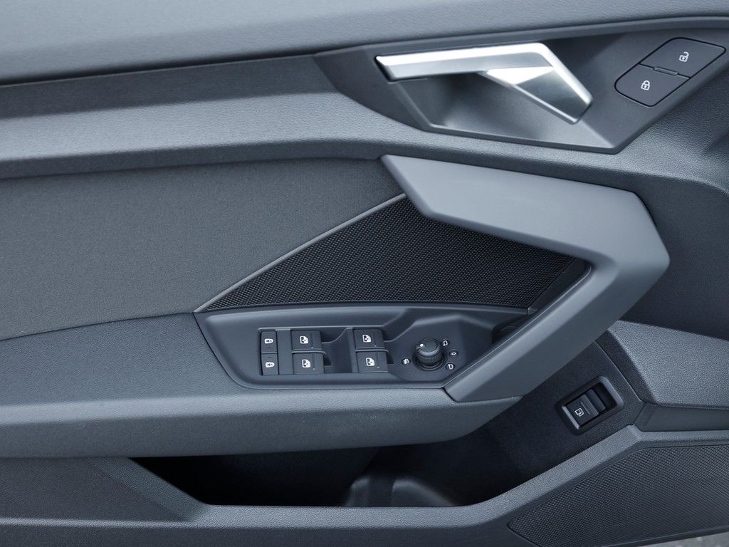 Audi A3 Sportback 40 TFSI e S line - Samsaru's Car Outlet