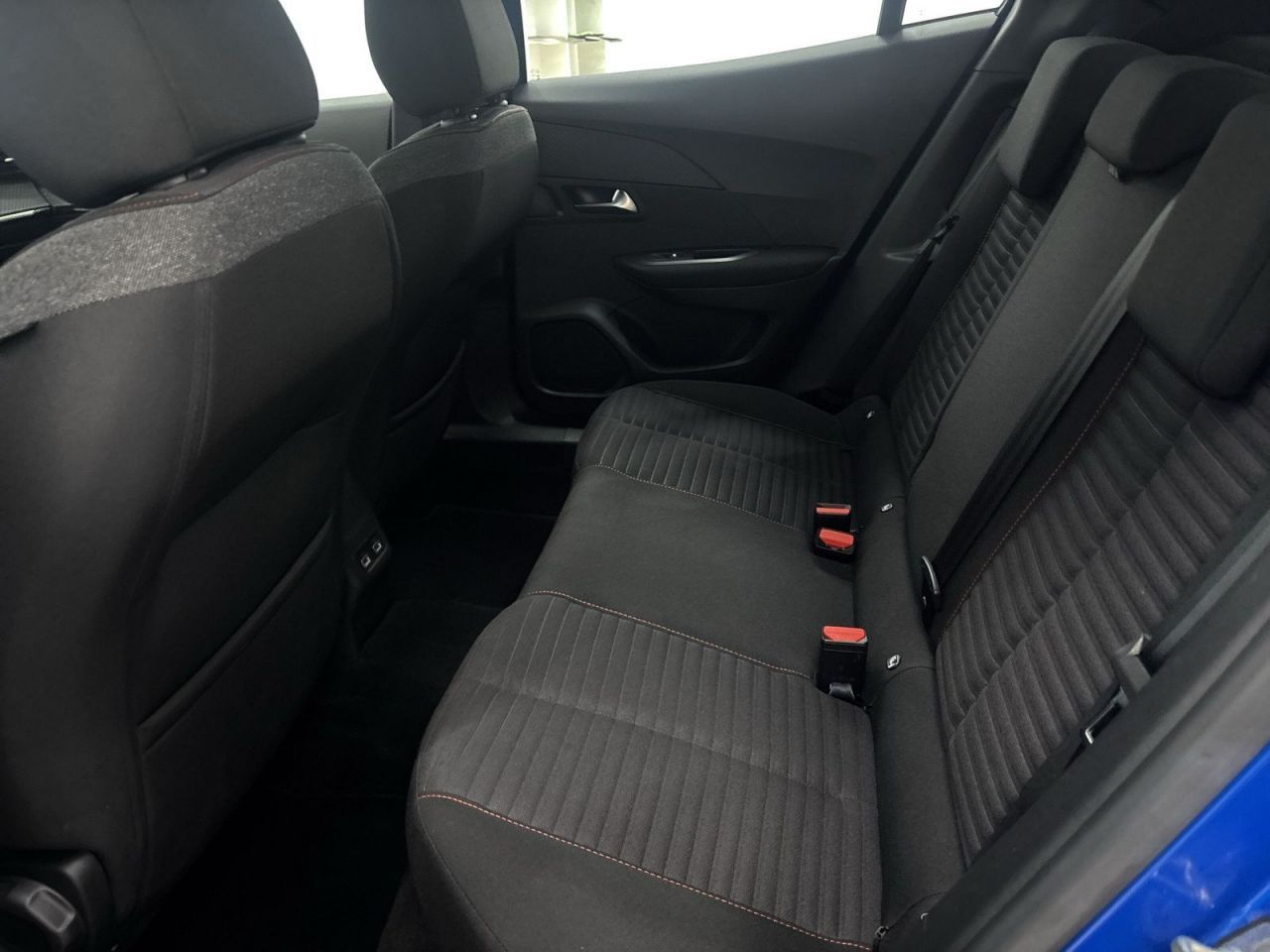 Peugeot e-2008 Active - Samsaru's Car Outlet