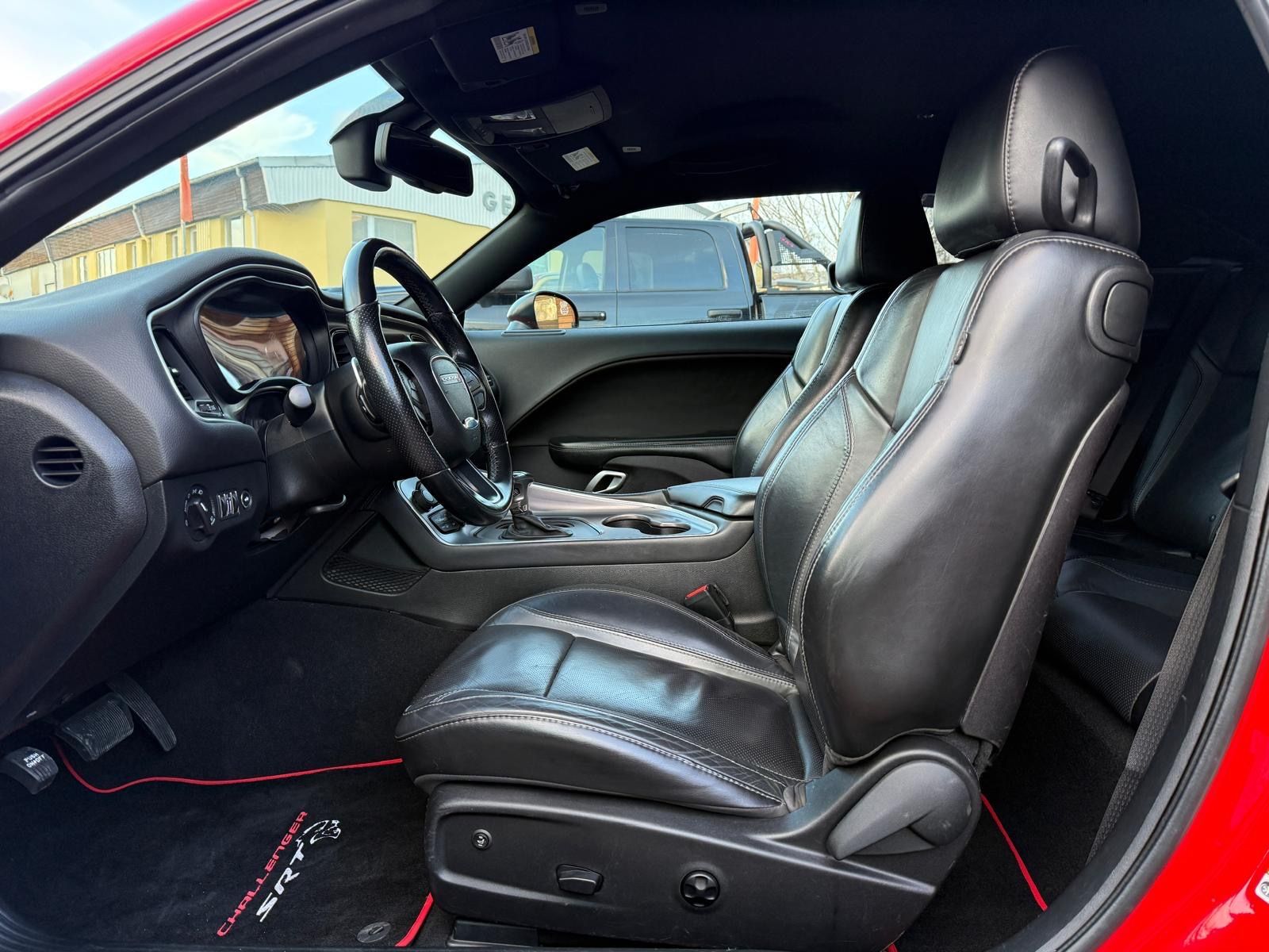 Dodge 5,7 V8*SRT KIT*LEDER*NAVI*KEYLESS*GARNTIE*SERVIC