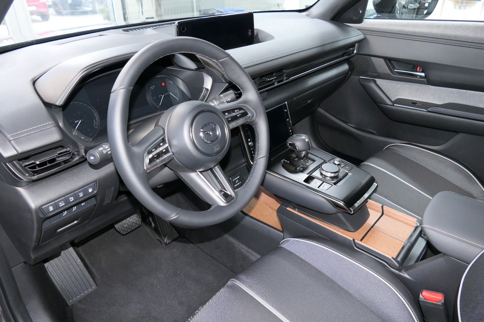 Mazda MX-30 170PS Range-EV Makoto Plus Vollausstattung