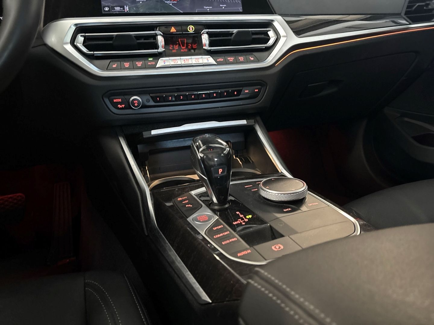 BMW 320 d xDrive Luxury - Samsaru's Car Outlet