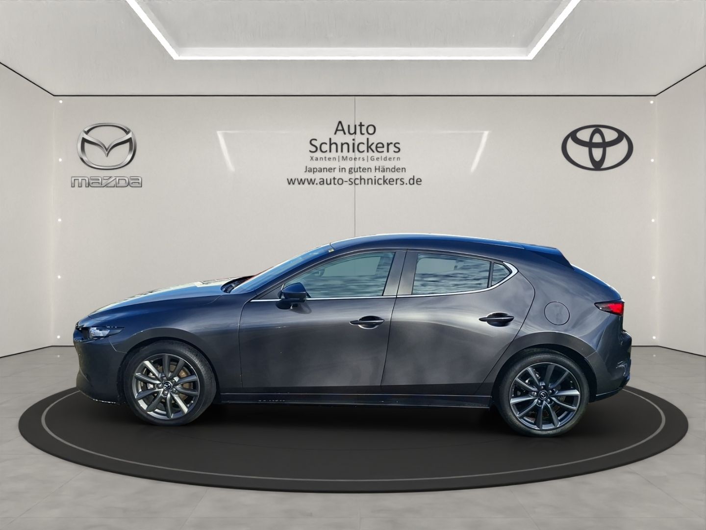 Mazda 3 SKYACTIV-G EXCLUSIVE-LINE+KAMERA !!