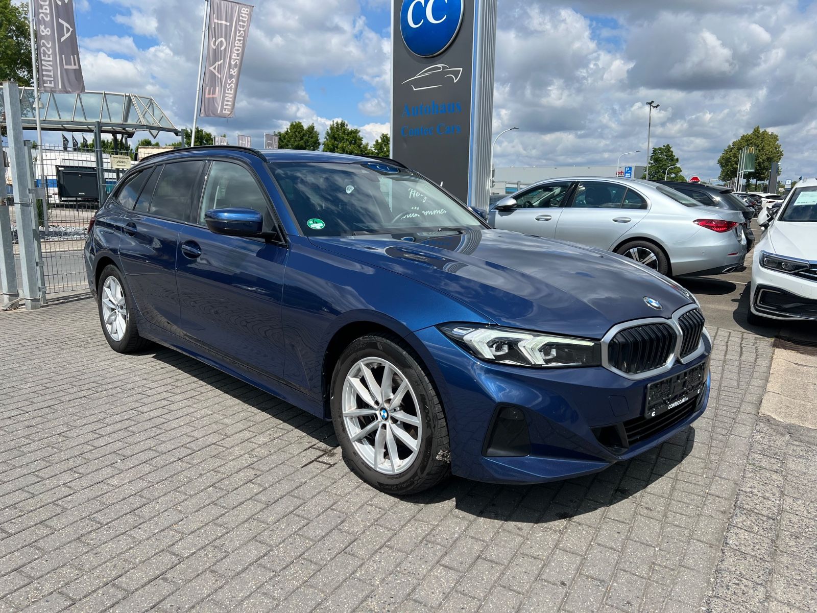BMW 320 d Touring xDrive - Samsaru's Car Outlet