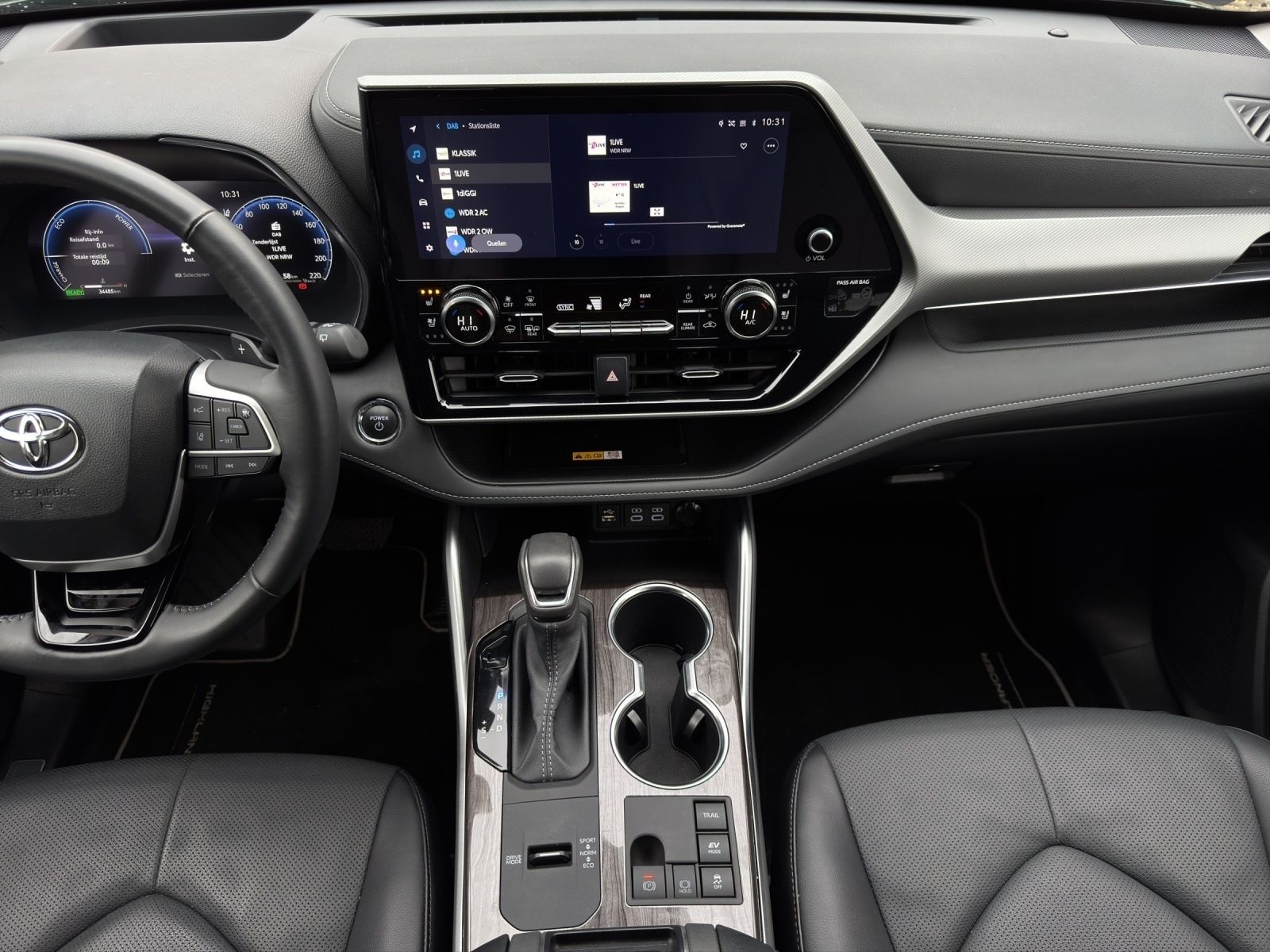 Toyota Highlander Hybrid Luxury 7 SITZER+LEDER+HuD+JBL