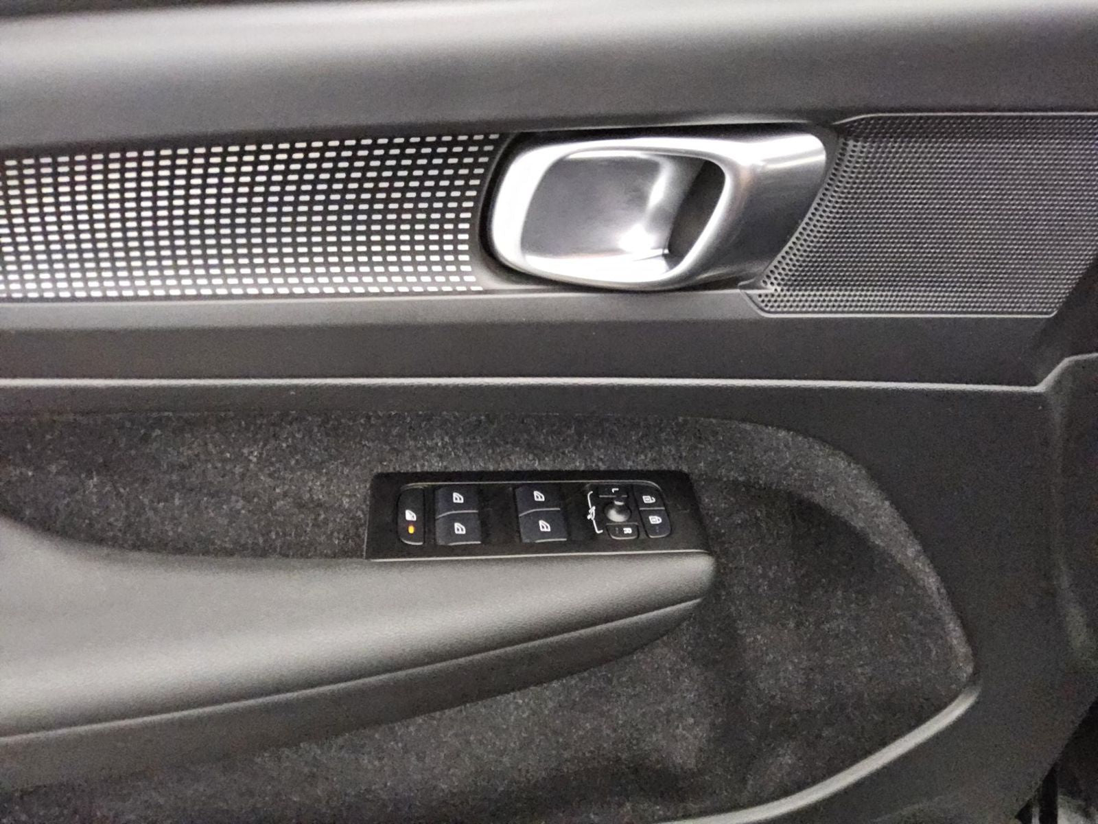 Volvo XC40 T5 Recharge Inscription Pano Navi LED AHK