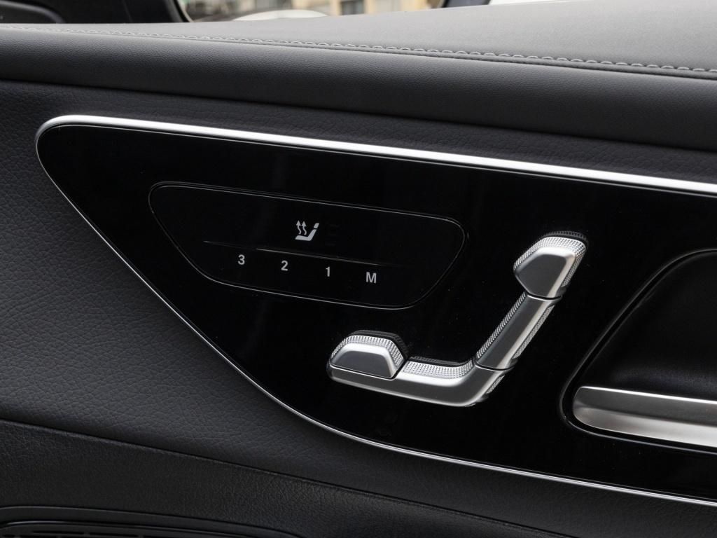 Mercedes-Benz GLC 300 d 4M AMG/Digital/Pano/AHK/360/Night/20''