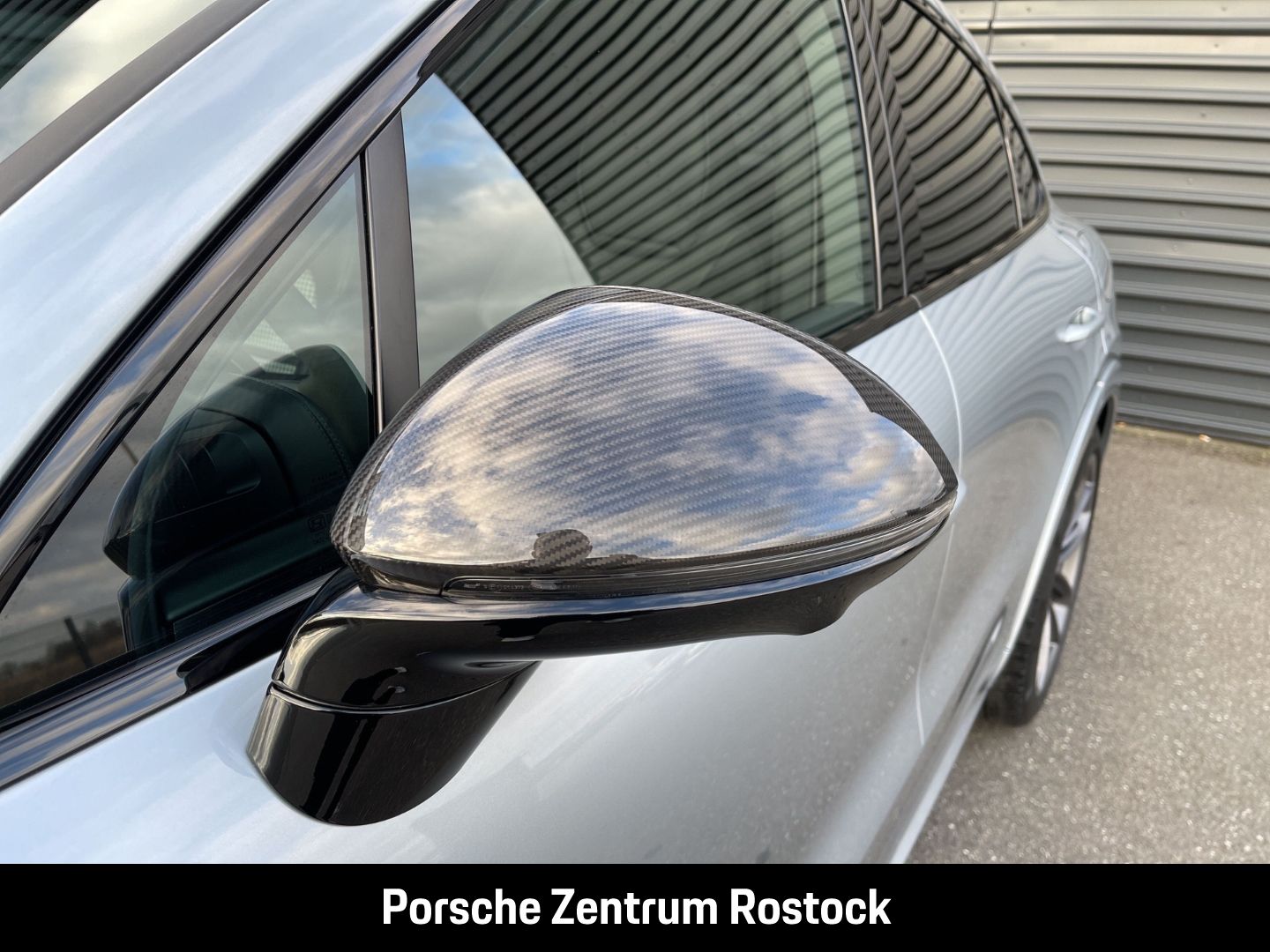 Porsche Cayenne E-Hybrid Coupe Sportabgas LED-Matrix