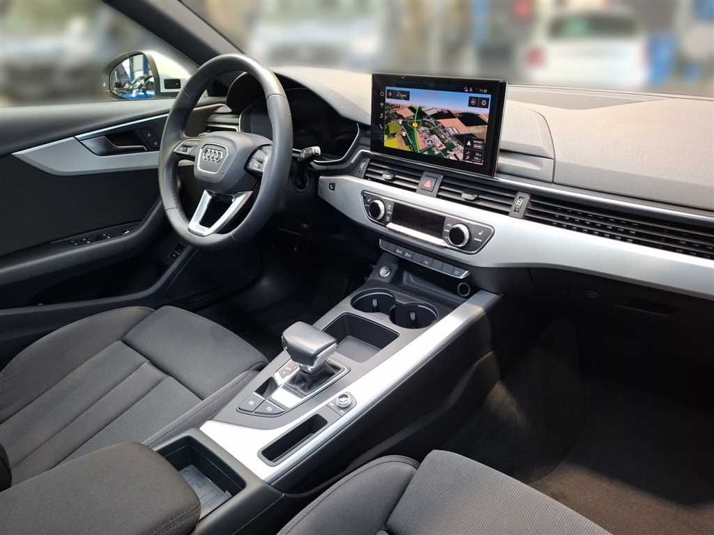 Audi A4 Avant 35 2.0 TFSI S line S-tronic - Samsaru's Car Outlet
