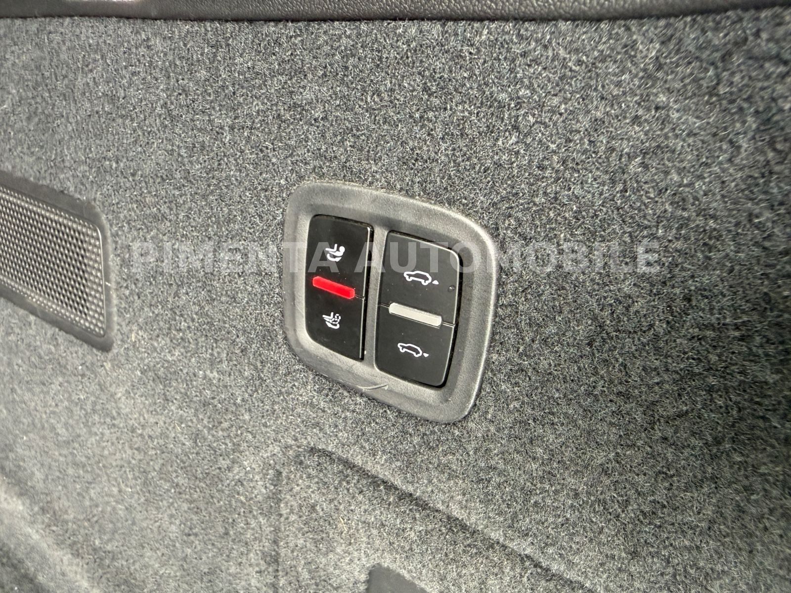 Porsche Cayenne E-Hybrid BLACK 22" APPROVED AHK LUFT PAN