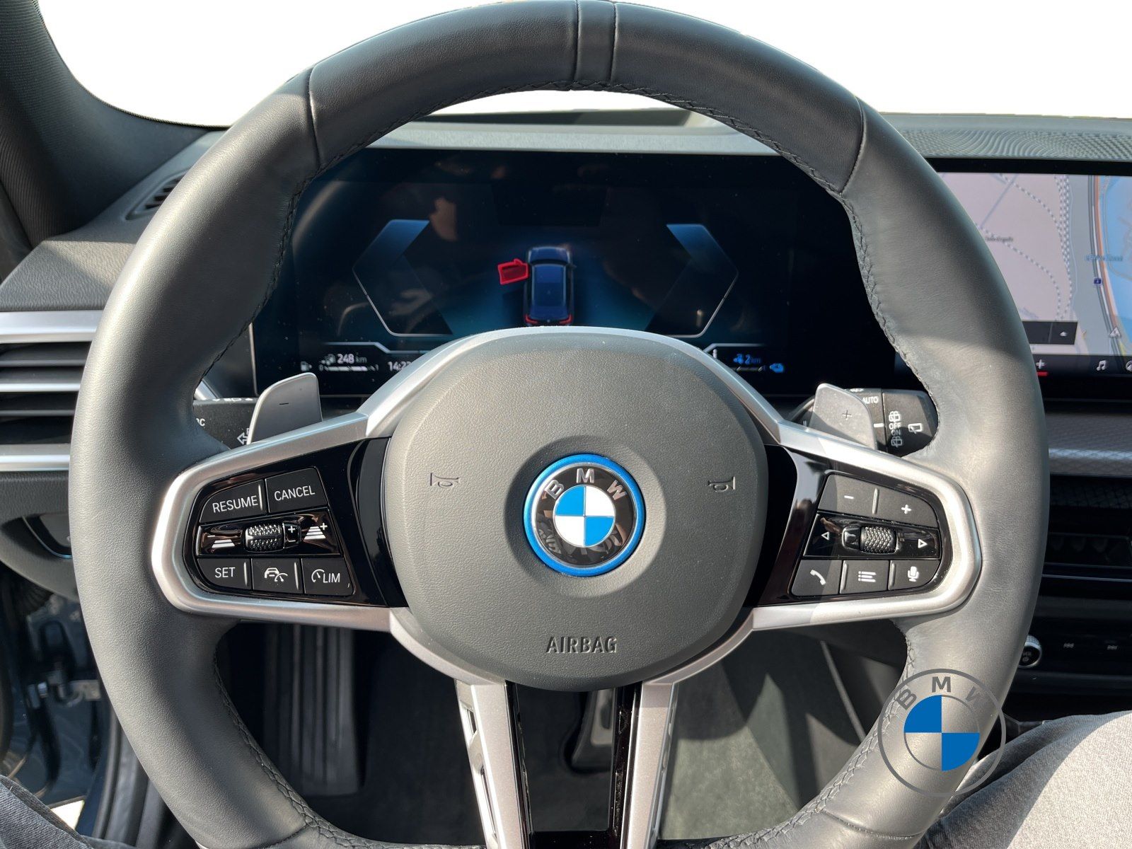 BMW 330e xDrive Touring M Sport 18"AHK Pano H&K