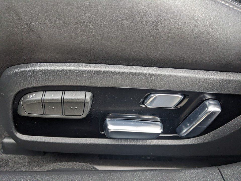 Mazda 6 Kombi 2.5l Takumi GSD Bose AHK Nappaleder Schw