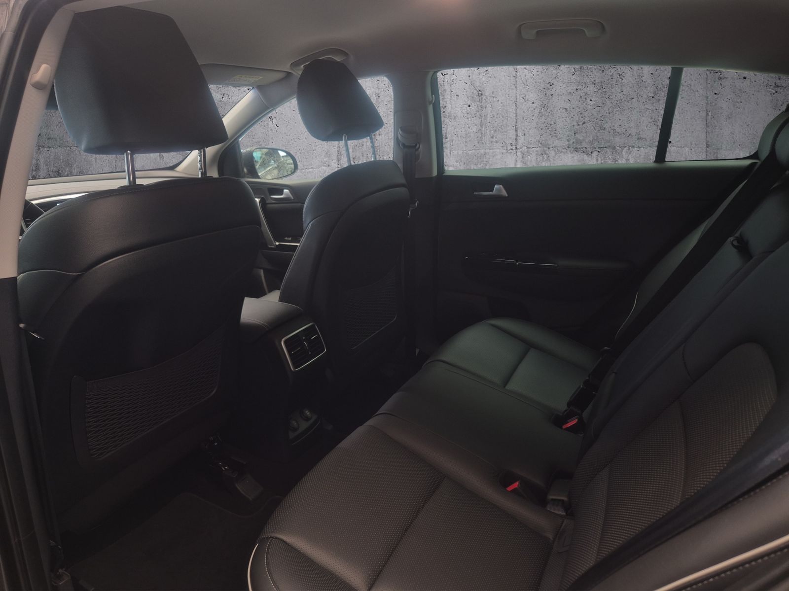 Kia Sportage 1.6 T-GDI Black Edition - Samsaru's Car Outlet