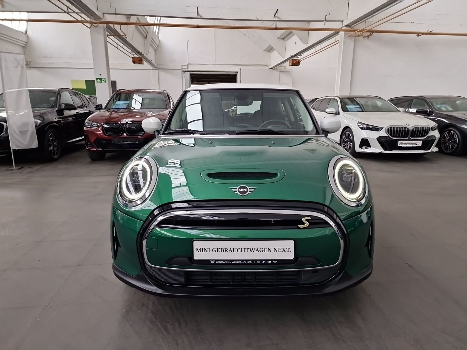 MINI Cooper SE 3-T. Classic - Samsaru's Car Outlet