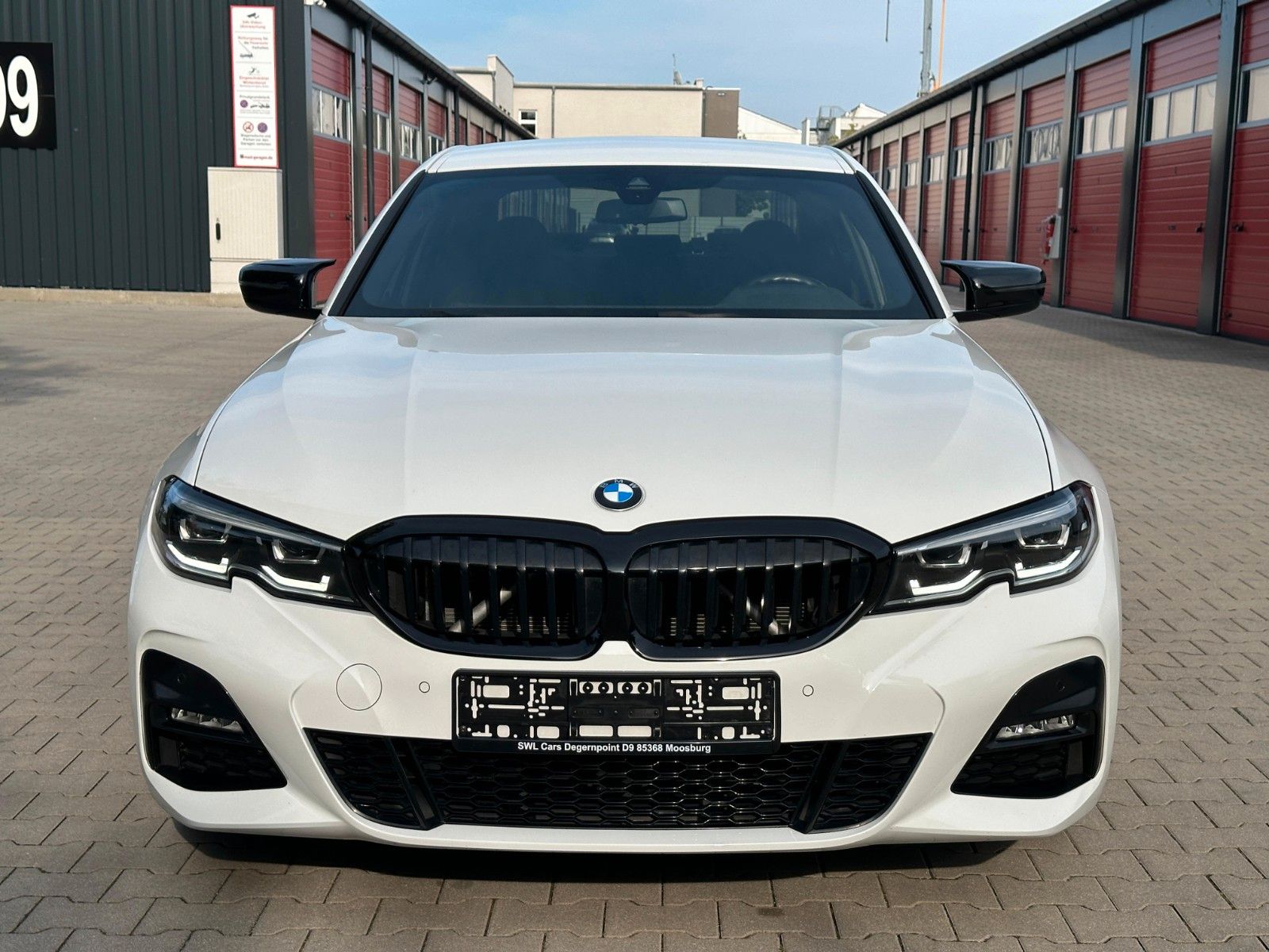 BMW 330d M Sport - Samsaru's Car Outlet