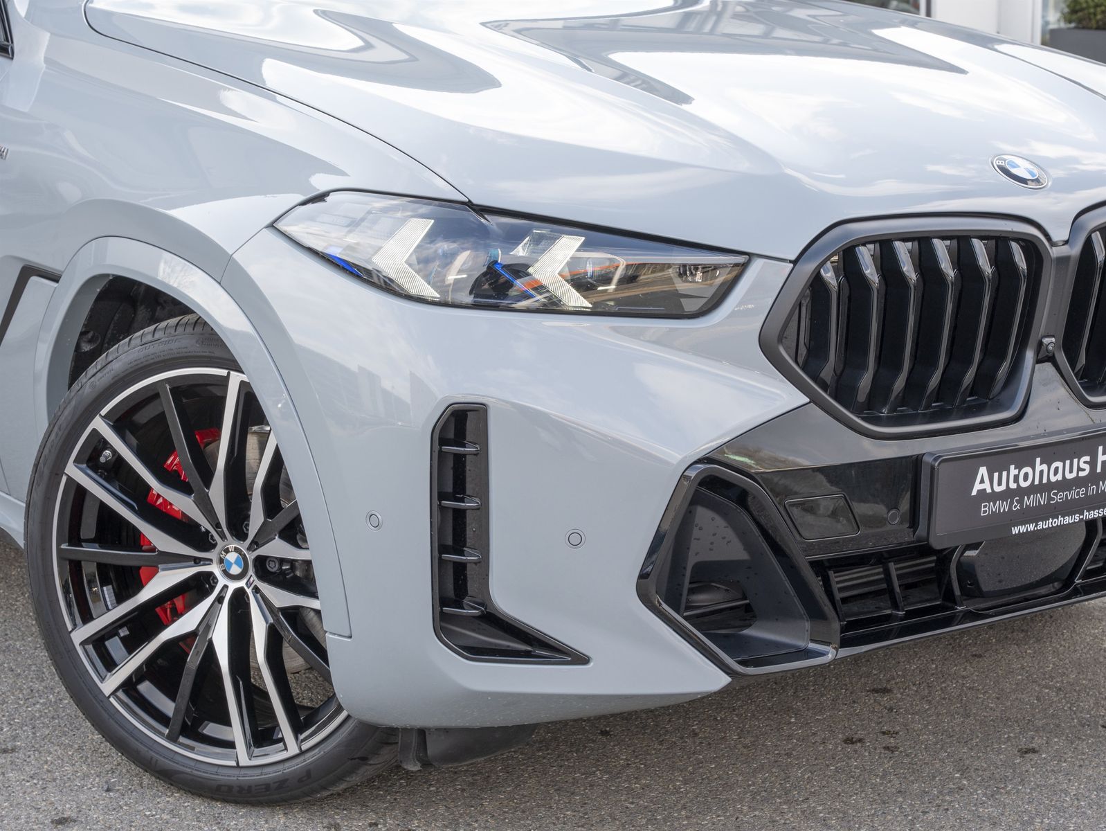 BMW X6 xDrive40i M-Sport Pro 22Z 360° AktLENK LUFTFE