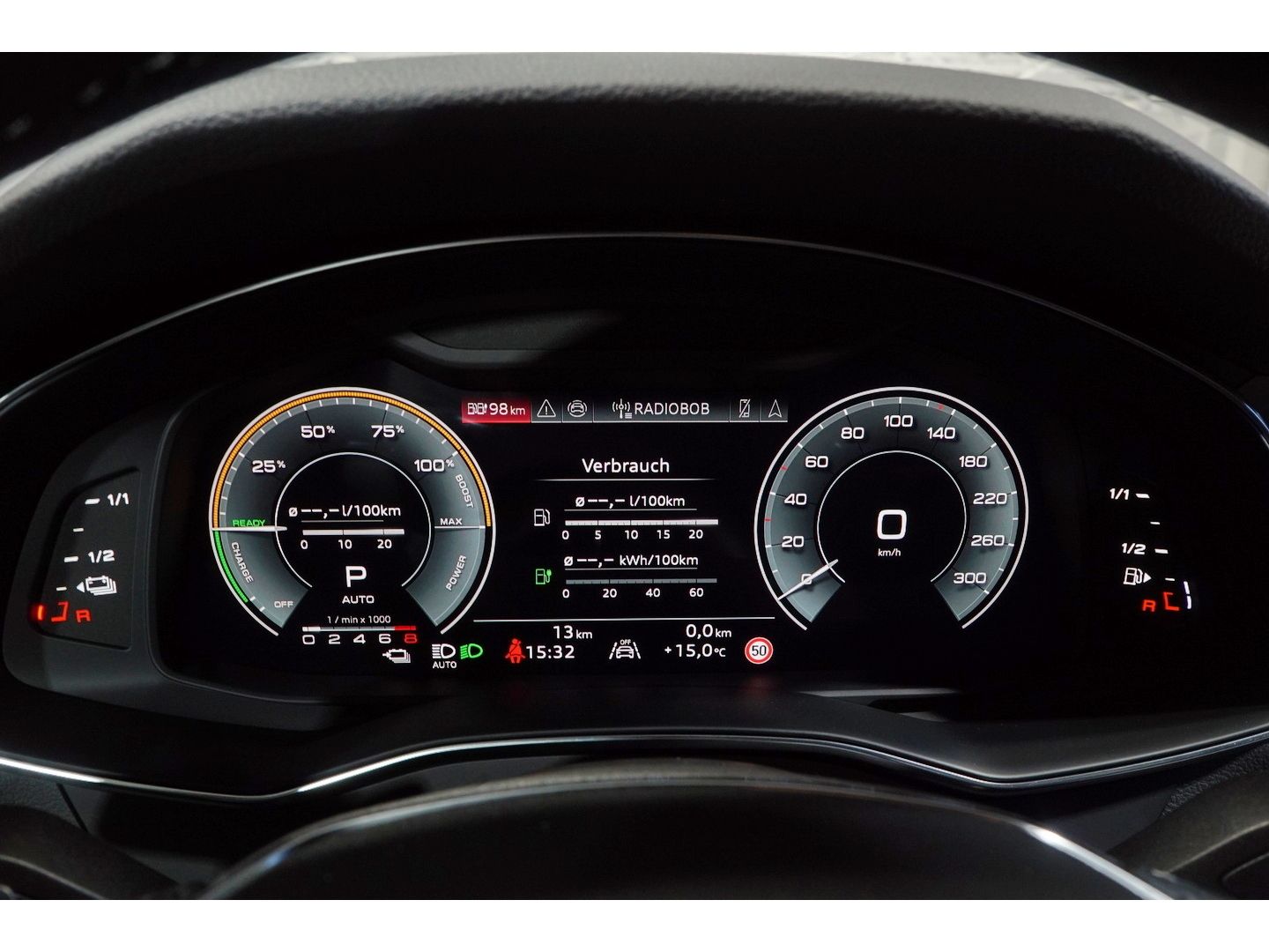 Audi A6 Avant S line 50 TFSI e quattro 360 Kamera AHK
