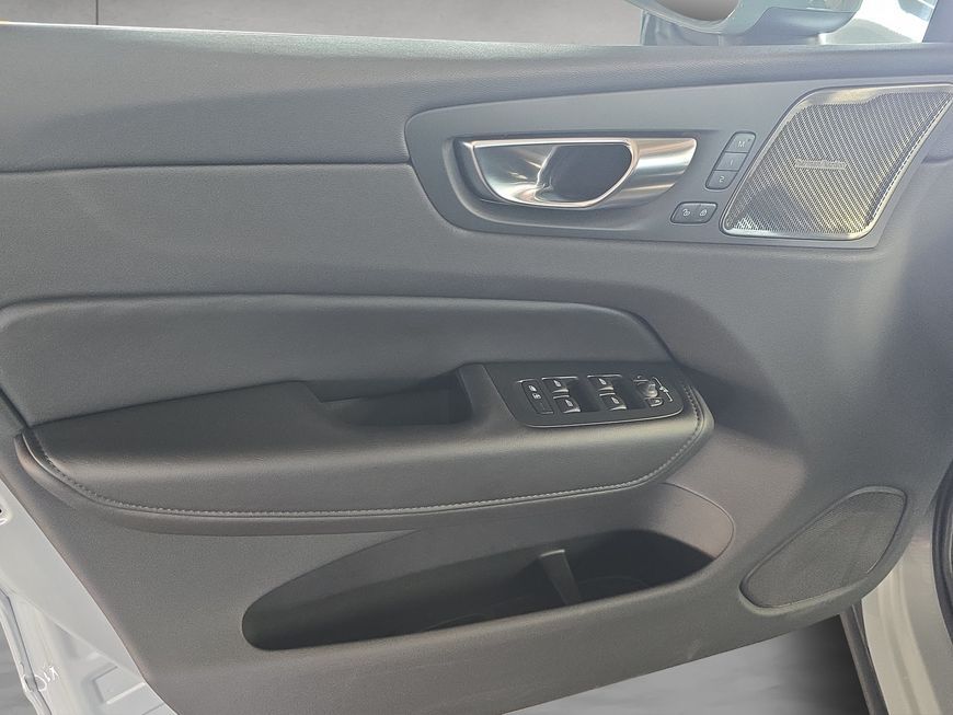 Volvo XC60 B5 B AWD Core