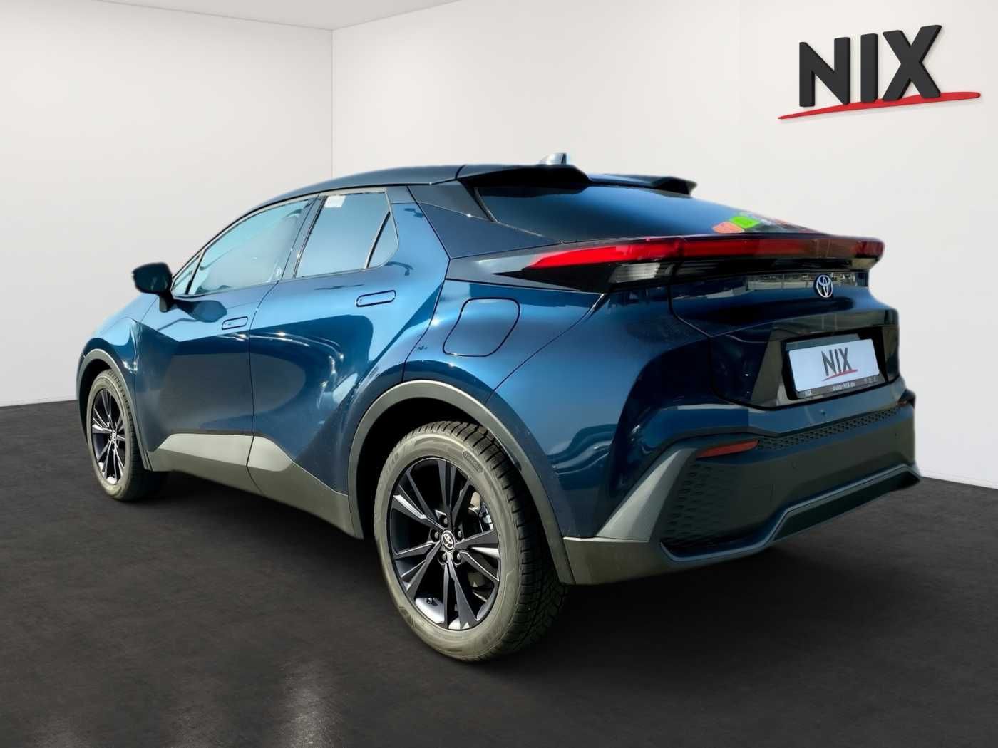 Toyota C-HR Hybrid 1.8 Hybrid Team - Samsaru's Car Outlet
