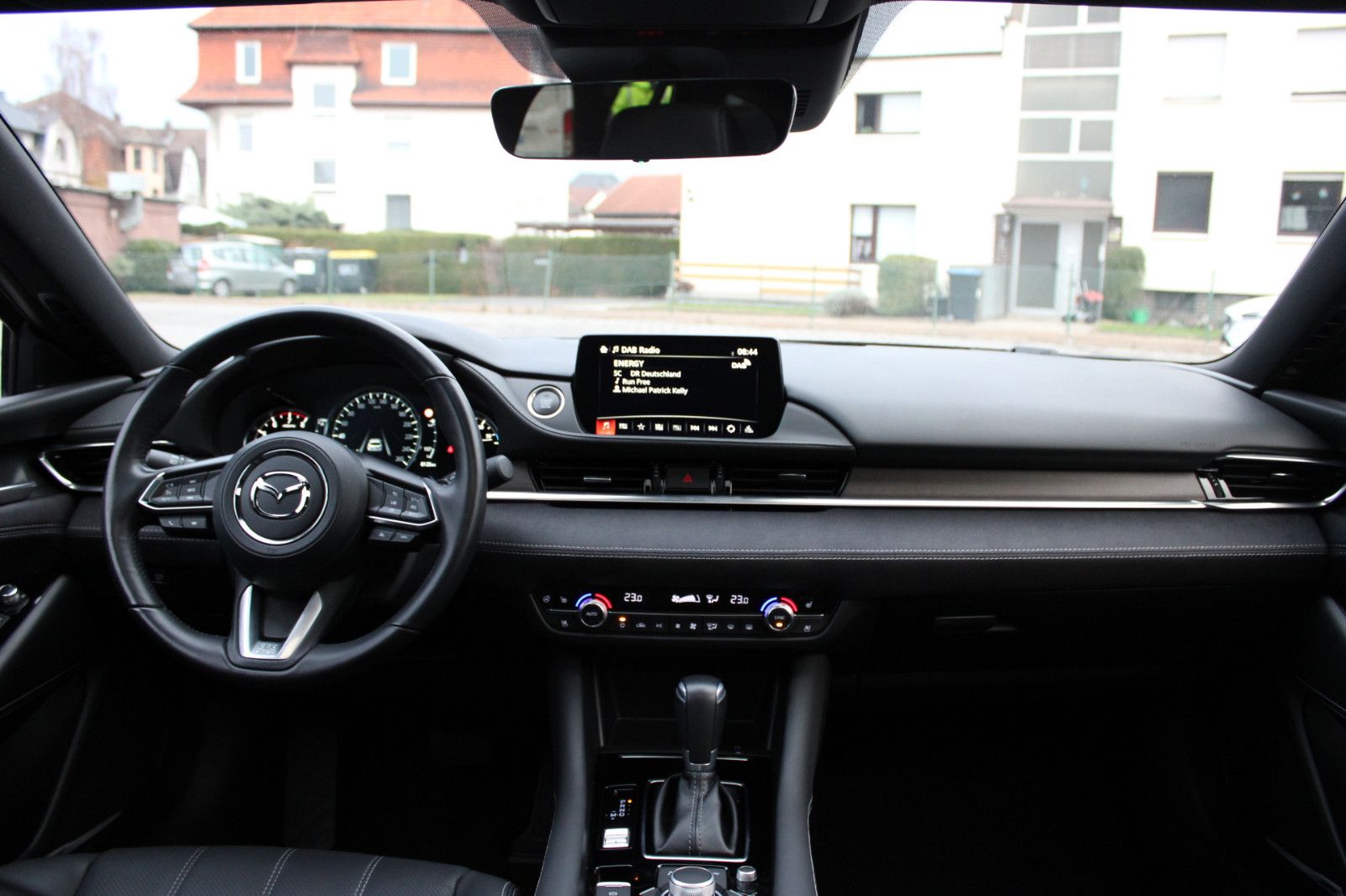 Mazda 6 Kombi TAKUMI*LEDER*360*HUD*BOSE**GSD*MATRIX