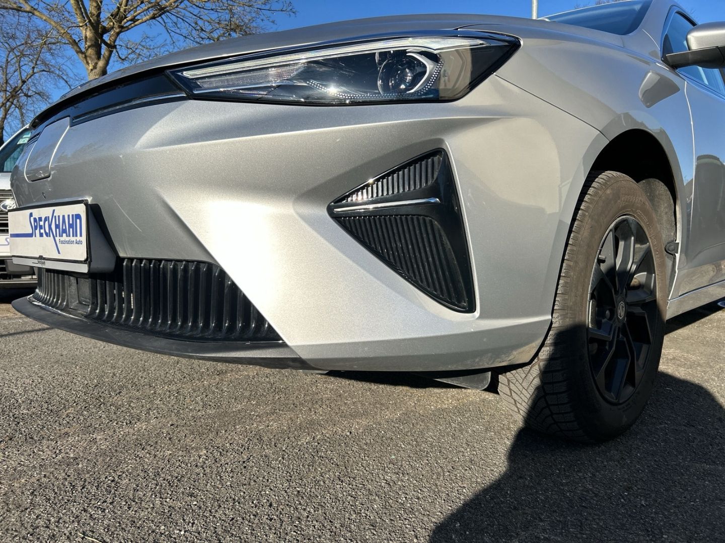 MG5 Luxury Kamera SHZ ACC LED-Scheinwerfer Navi