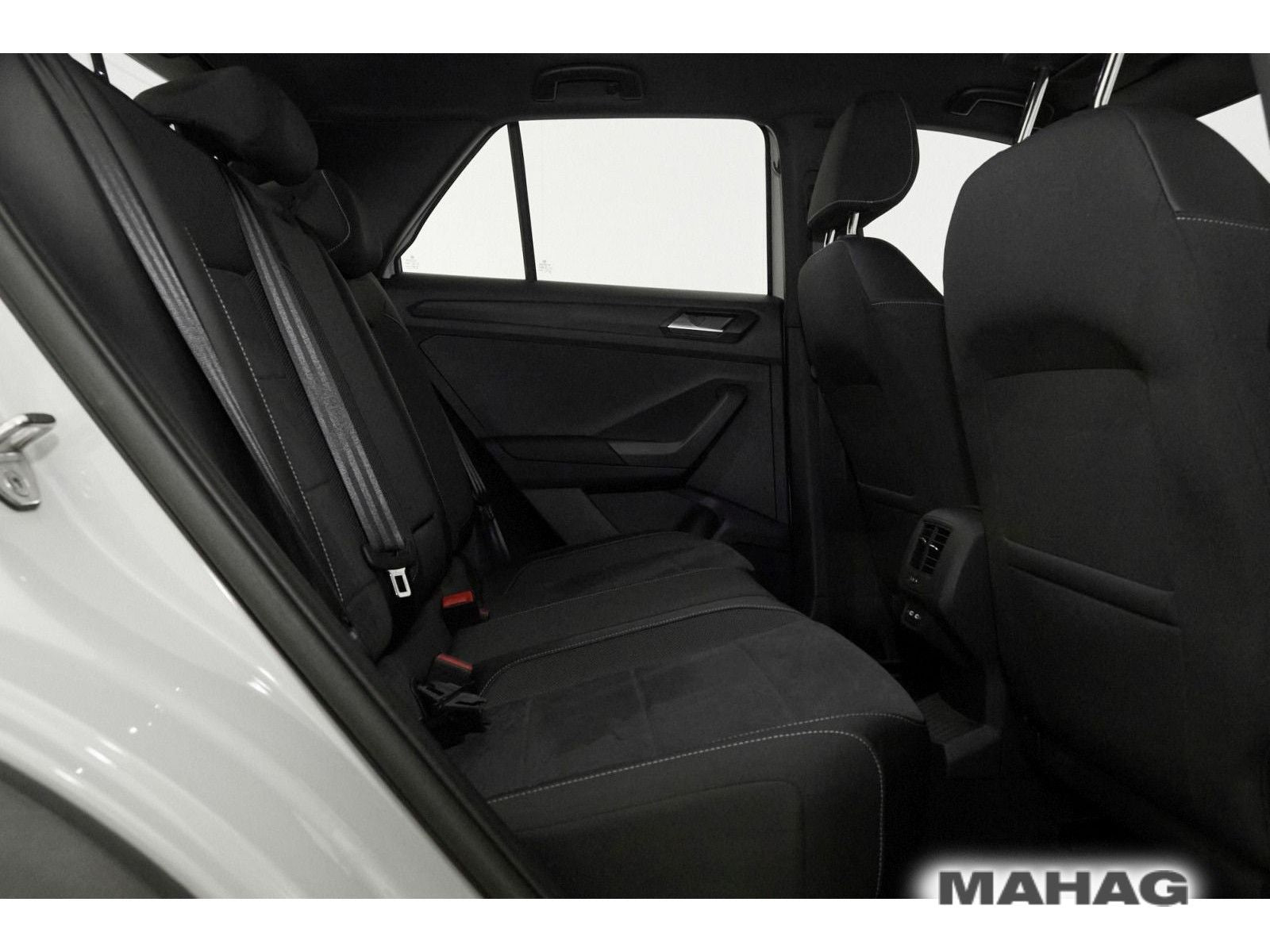 Volkswagen T-ROC 1.5 TSI R-Line - Samsaru's Car Outlet