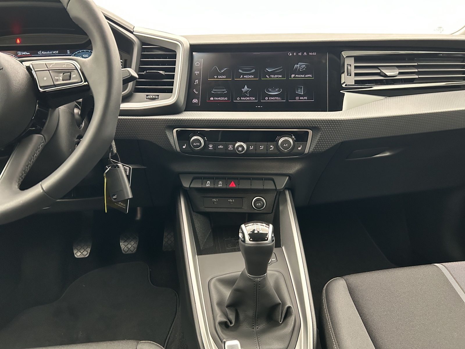Audi A1 Sportback Advanced 25 TFSI - Samsaru's Car Outlet