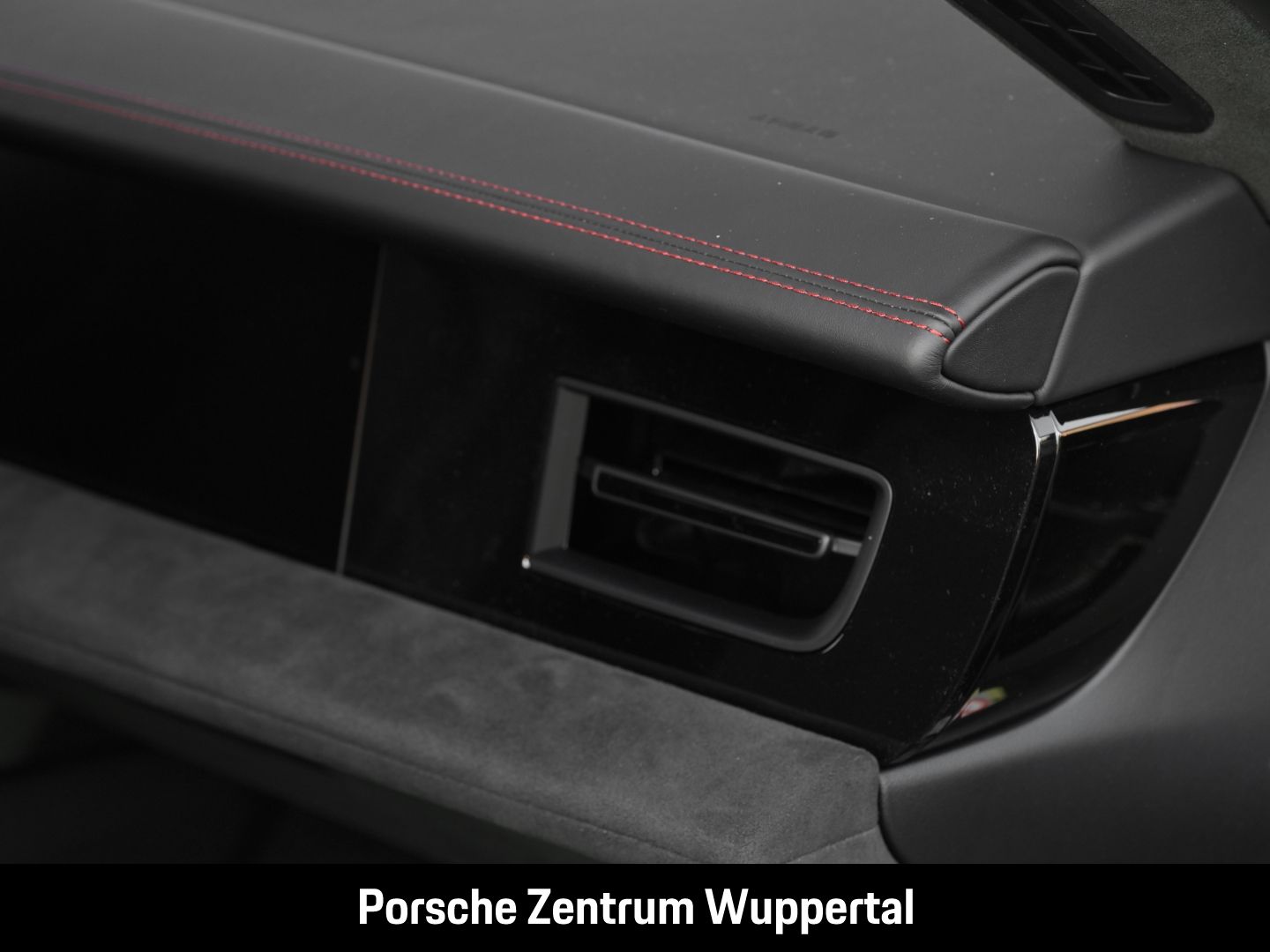 Porsche Taycan GTS Sport Turismo Active-Ride LED-Matrix