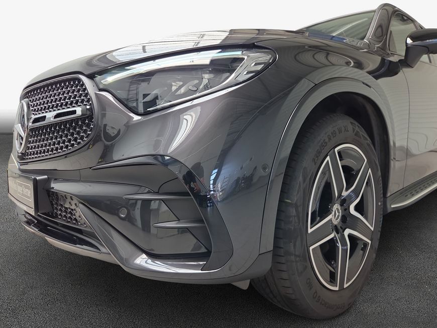 Mercedes-Benz GLC 200 AMG Adv.Plus Sound AHK Night Trittbrette