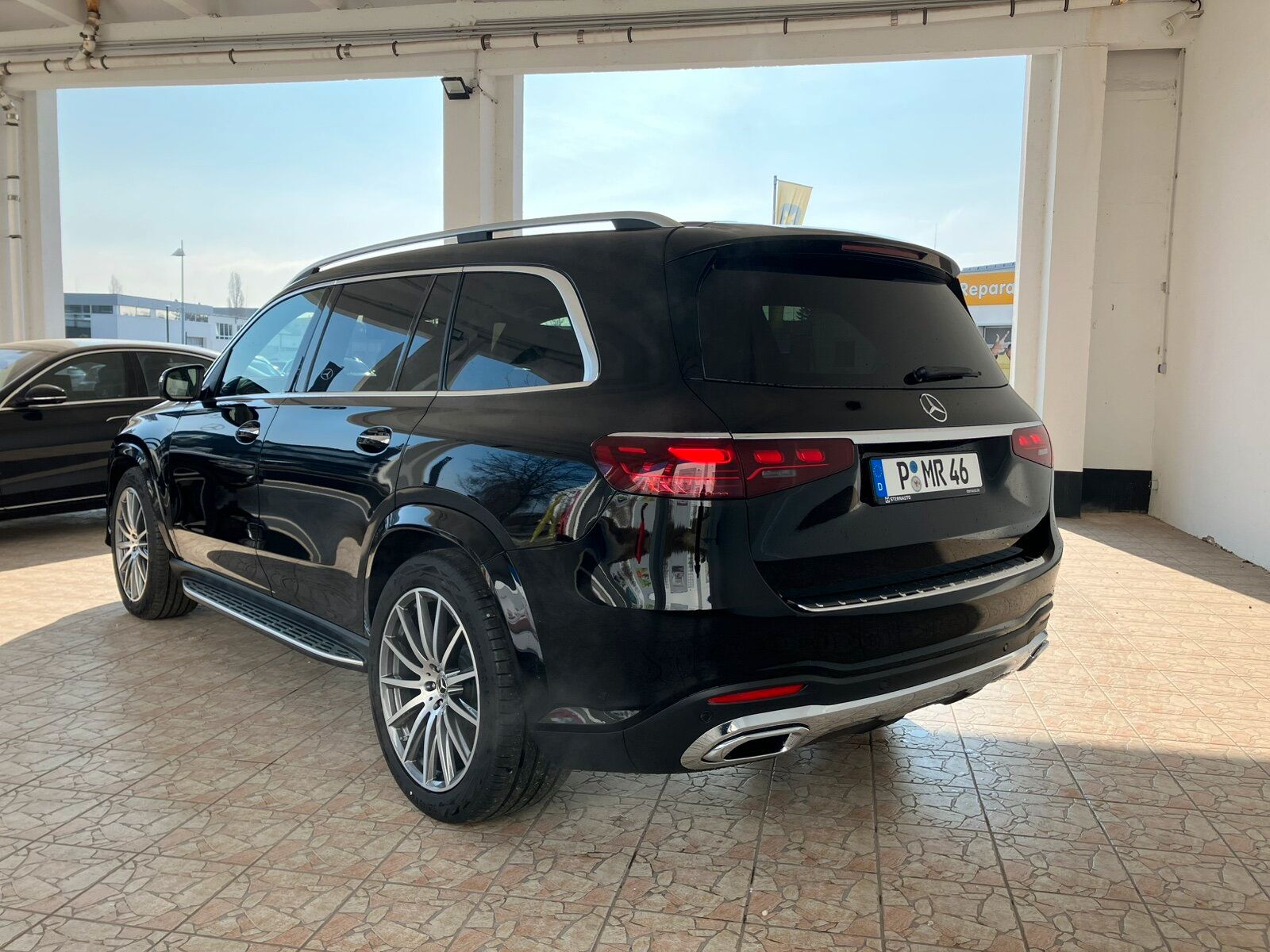 Mercedes-Benz GLS 450 d 4M AMG Line - Samsaru's Car Outlet