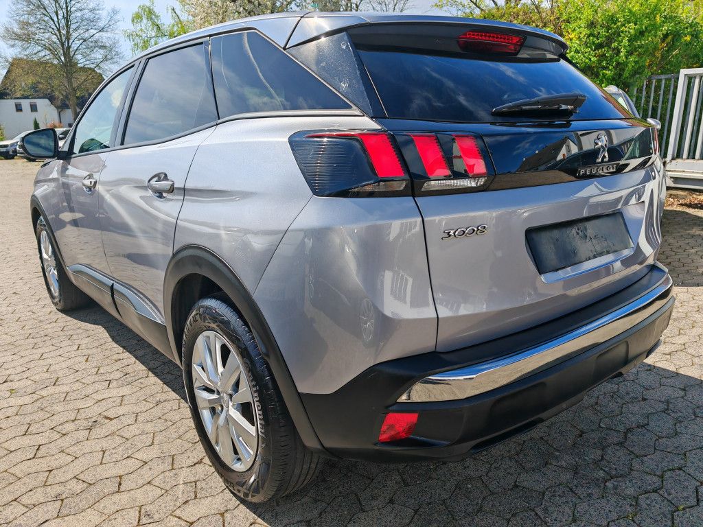 Peugeot 3008 BlueHDI 130 EAT8 KOMFORTSITZ - Samsaru's Car Outlet