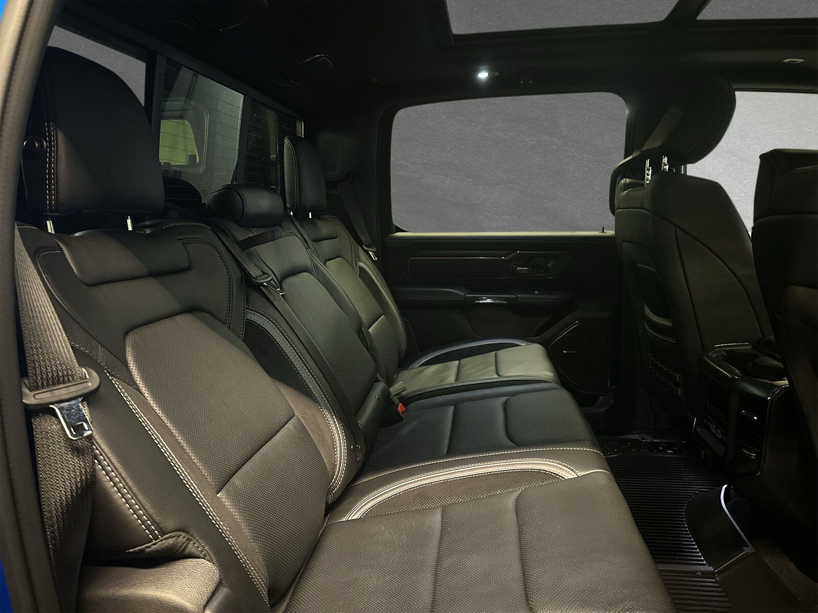 Dodge RAM 1500 RHO CREW CAB 3.0 Hurricane AHK Hardtop!