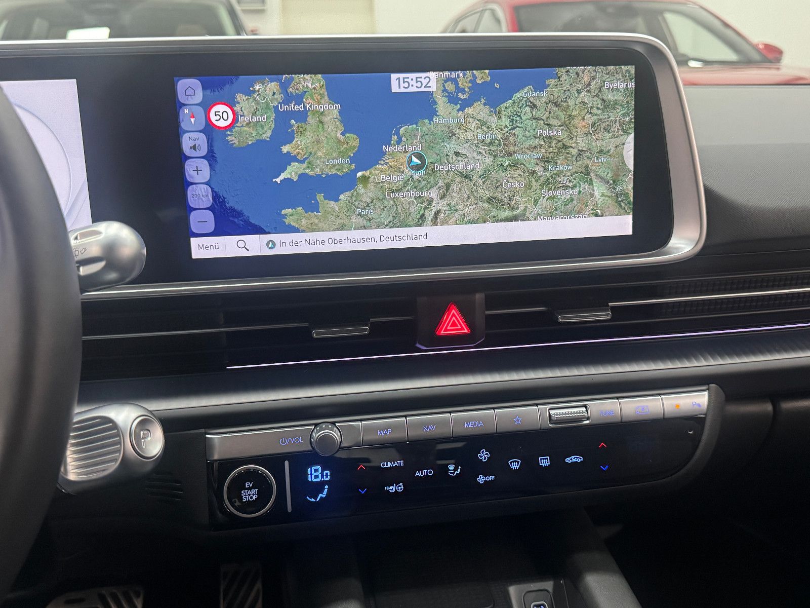 Hyundai IONIQ 6 77,4kWh 325ps 4WD Uniq PANO & DIGI NON
