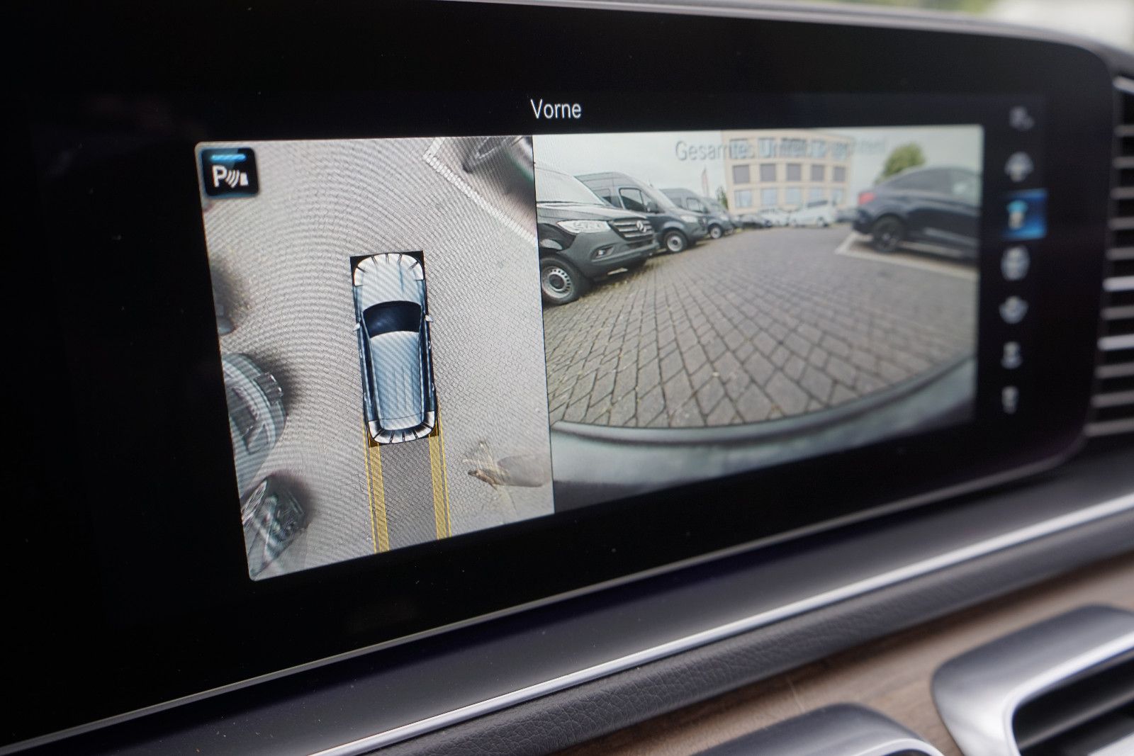 Mercedes-Benz GLE 300d 4M*Exclusive*3xTV*360*Distr*Pano*7xSitz