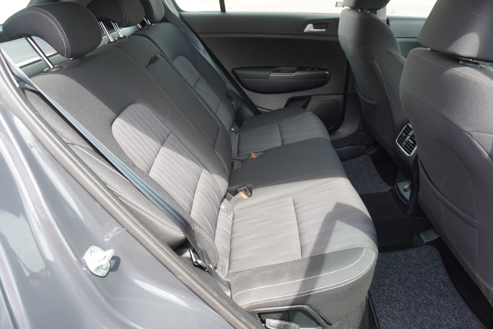 Kia Sportage 1.6 Edition 2WD - Samsaru's Car Outlet