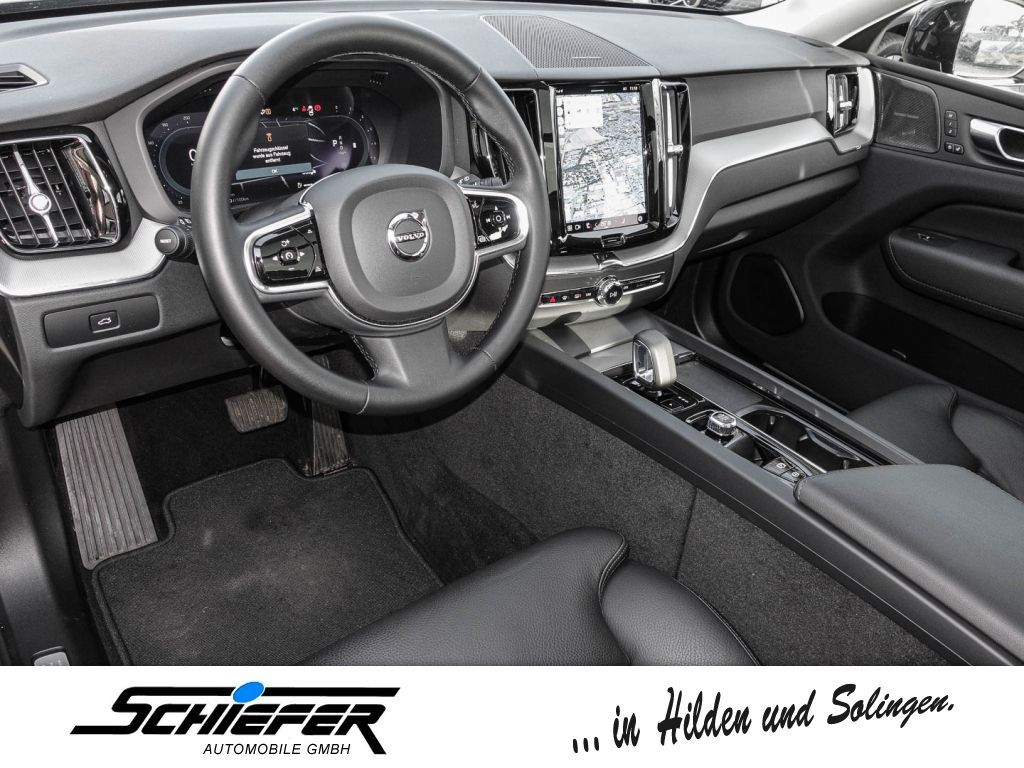 Volvo XC60 B4 B Plus Dark