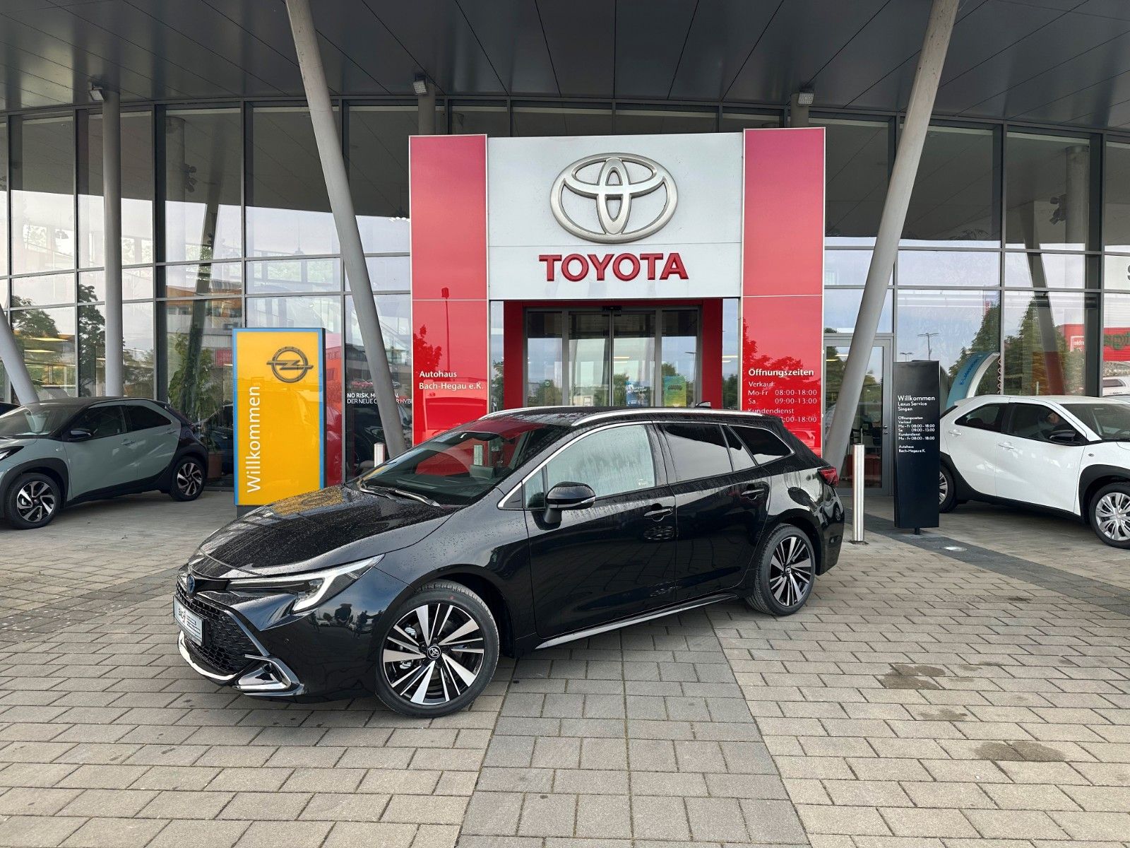 Toyota Corolla 2.0 TS Hybrid Teamplayer + TECHNIK-PAKET