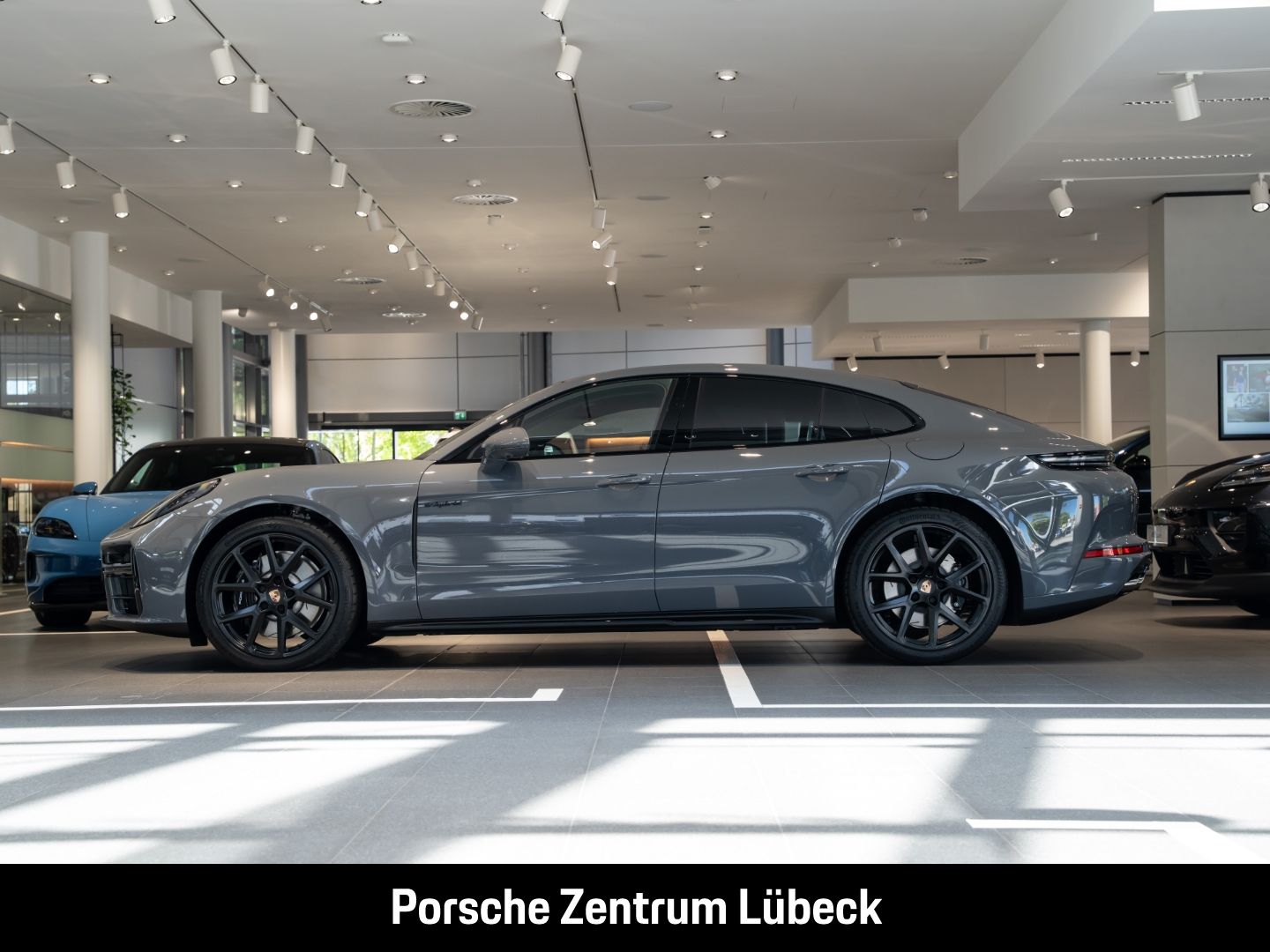 Porsche Panamera 4 E-Hybrid Soft-Close InnoDrive HUD