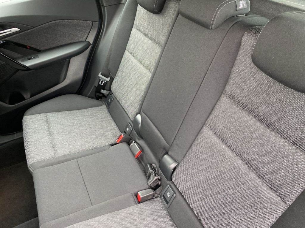 BMW X1 xDrive20d LiveCockpitPro - Samsaru's Car Outlet