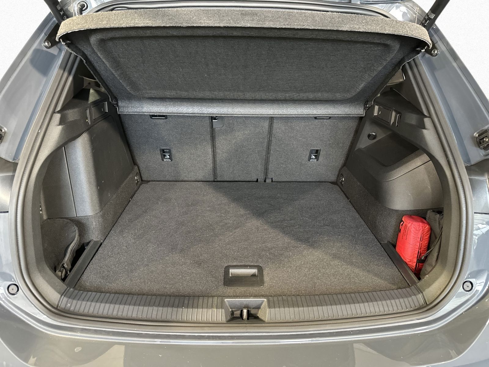 Volkswagen Tiguan 1.5 TSI eHYBRID R-LINE BLACKSTYLE MATRIX+
