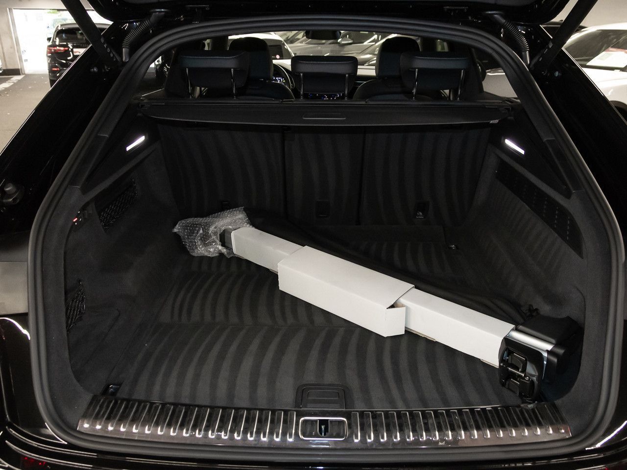 Audi Q8 50 TDI quattro S line Matrix AHK Pano 23''